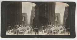 Stereoskopi. Bygate med trikker og hestetransport. Dearborn 