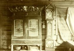 Skap og gulvur, Kruke, Heidal, Sel, Oppland. Fotografert 190