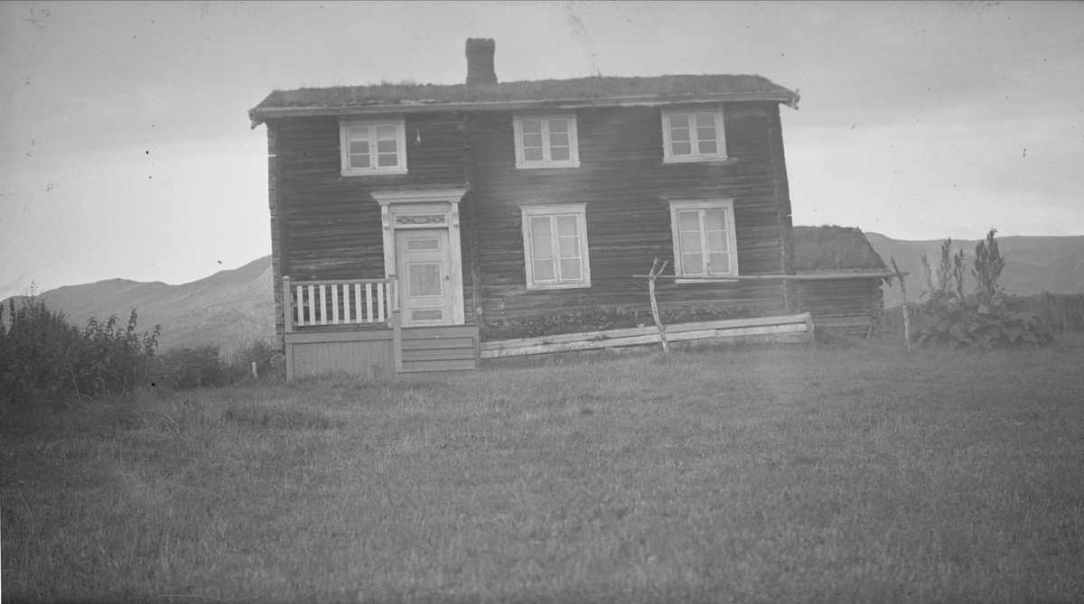 Stuebygning, Engelsjord, Vognill, Oppdal, Sør-Trøndelag. Fotografert 1936. Fra album. 
