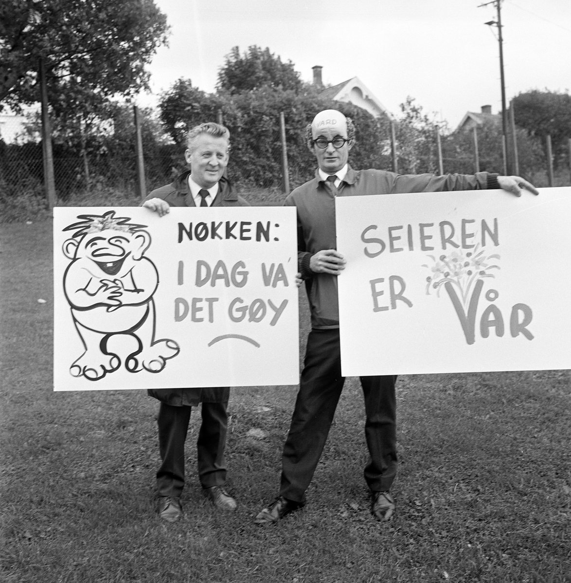 Serie bilder av Vard fotballag, oktober 1962.