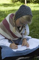 Levendegjøring på museum.Ferieskolen uke 32 i 2007. Norsk F