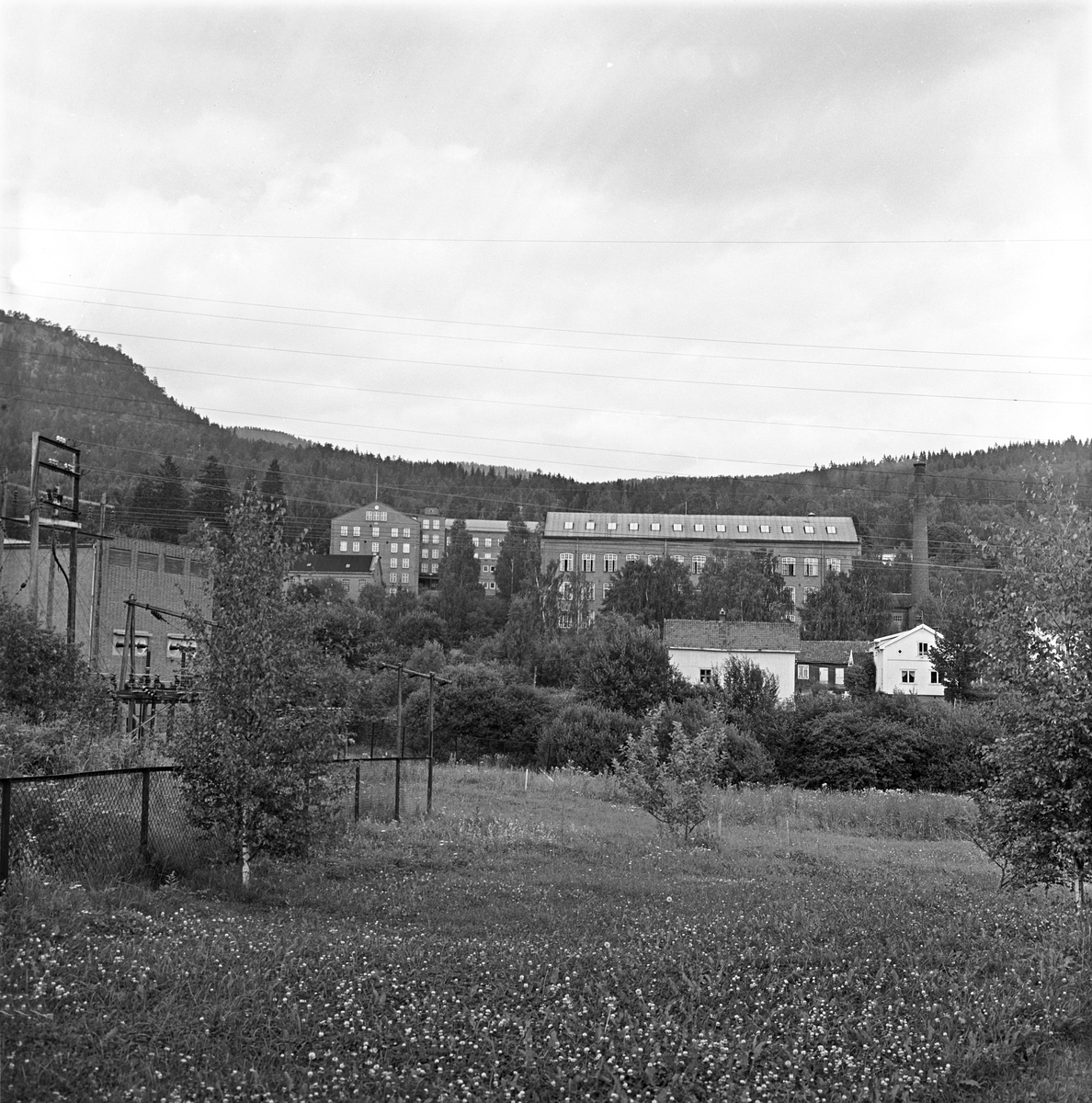 Serie. Fra Solberg Spinneri i Drammen. Fotografert august 1963.