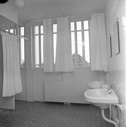 Drammen, oktober 1962. Nytt kretsfengsel. Vaskerom.