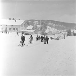 Jevnaker, Oppland. Rutebilstasjonen på Jevnaker. Bebyggelse 