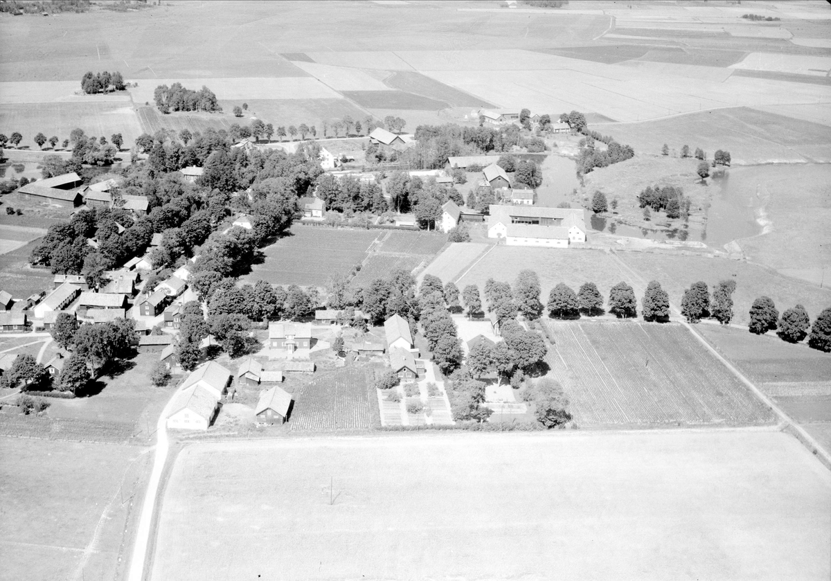 Flygfoto över Ullfors bruk, Tierps socken, Uppland 1947