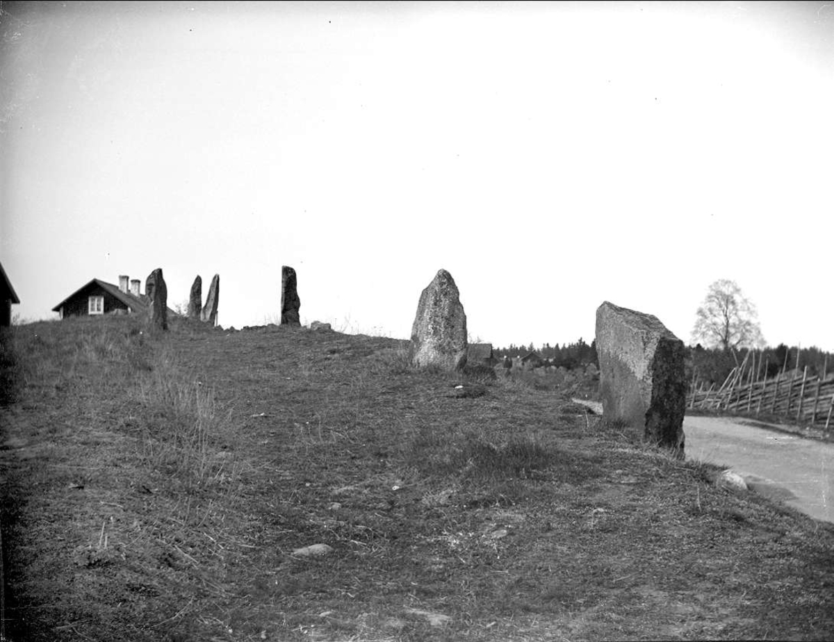 Stensättning i Edsbro socken, Uppland maj 1913