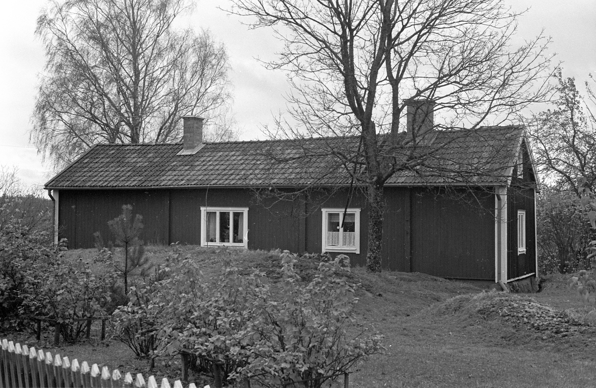 Bostadshus, Hacksta, Dalby socken, Uppland 1984