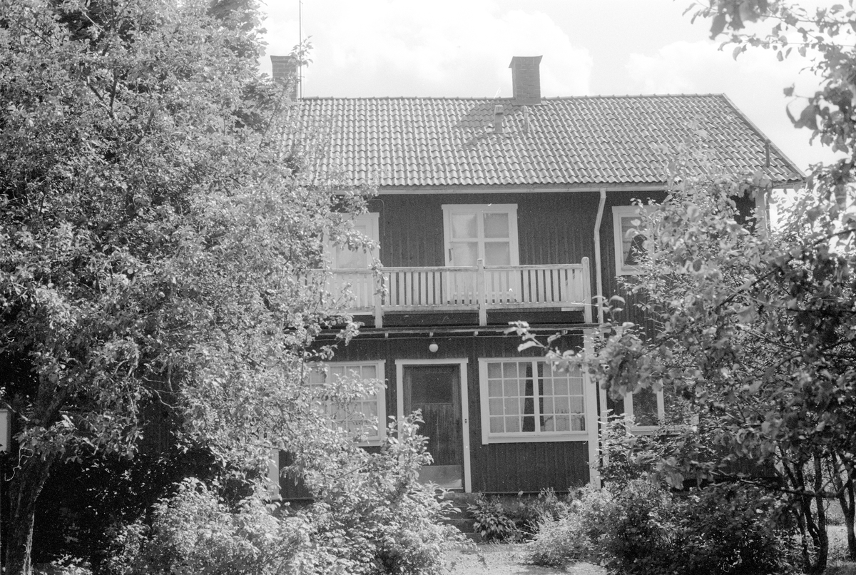 Lanthandel, Tomta, Åsby, Knutby socken, Uppland 1987