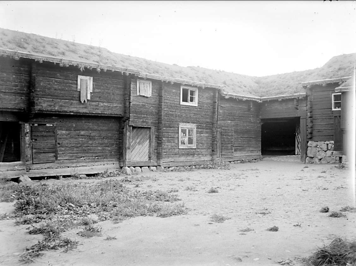 Sommarpigkammare och slöjdbod ursprungligen från Gränby, Björklinge socken, Uppland, 1700-talets mitt