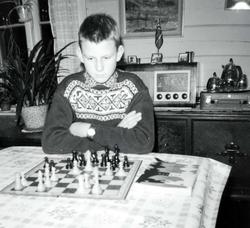 Sjakk er god hjernegymnastikk for Jan Harry Iglebekk. Grindh