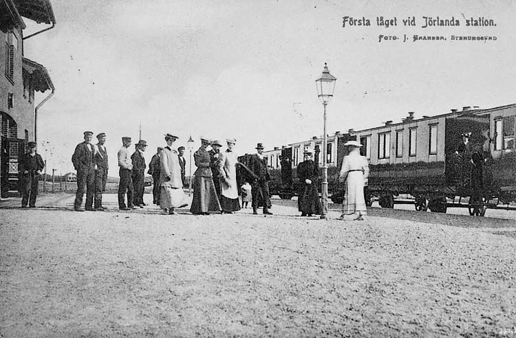 Text Pa Kortet Forsta et Vid Jorlanda Station Foto J Bramber Stenungsund Bohuslans Museum Digitaltmuseum