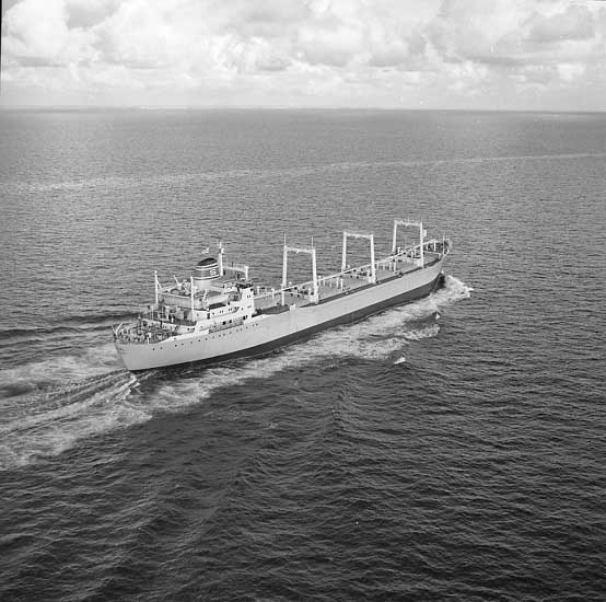 Fartyg nr. 200 B/C Ariel, bulkfartyg.