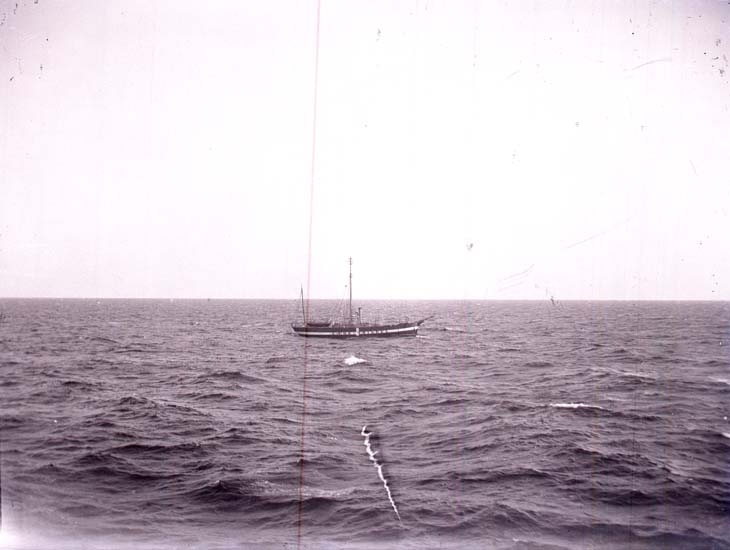 Enligt text som medföljde bilden: "Fyrskeppet Läsö Trindel".