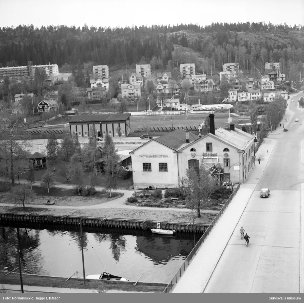 Panorama med vidvinkel från Storgatan 33. Norrmalm, Storbron, Stadsbacken, Idrottsparken, Sundsvalls Verkstäder, Alliero, Västermalm.