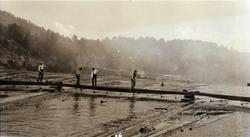 Fløtere i arbeid, 27.08.1926.  Tinnålensa, kleivene på Notod