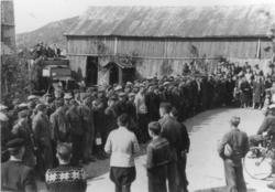 Mai-juni 1945. Fra avskjedsfesten for de russiske krigsfange