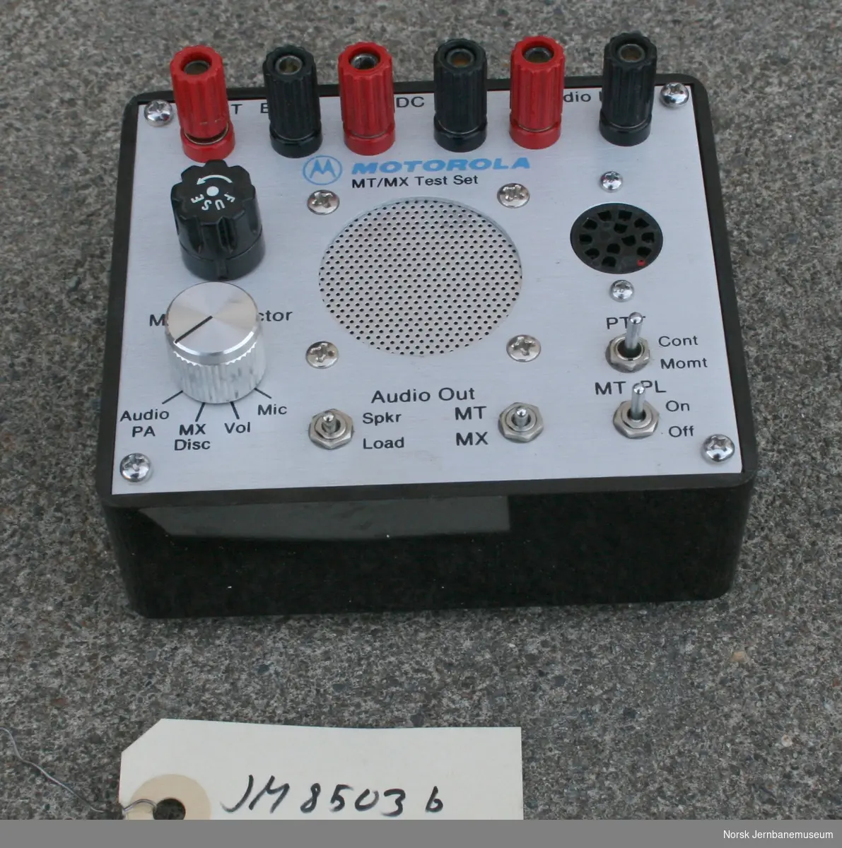 Testinstrument for vedlikeholdsradio
Fabrikat:  Motorola 
Type  MT/MX Test Set
Model no. RTX-4005A
Serial no. 261CGL0339