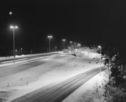vei, gatebelysning, kulturlandskap, snø, nattemørke