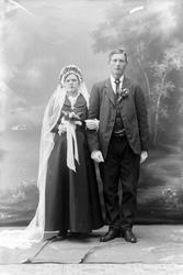 Studioportrett av ekteparet Hagen.