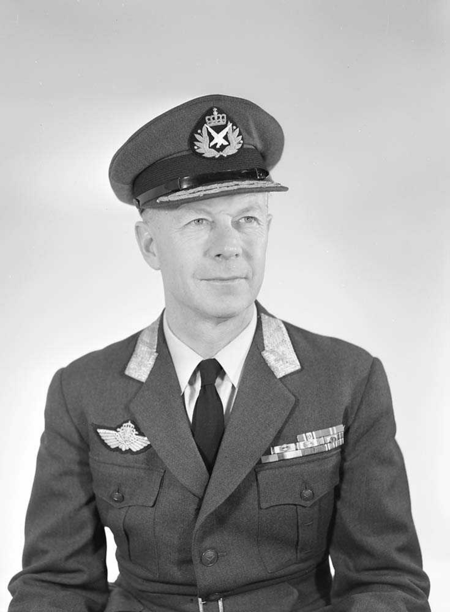 Portrett av General Thommesen, LK-sjef.