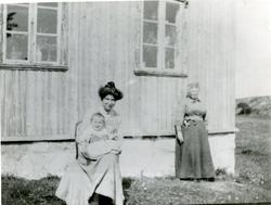 Ermin Armistead, hennes søsterdatter og Sarah Armistead