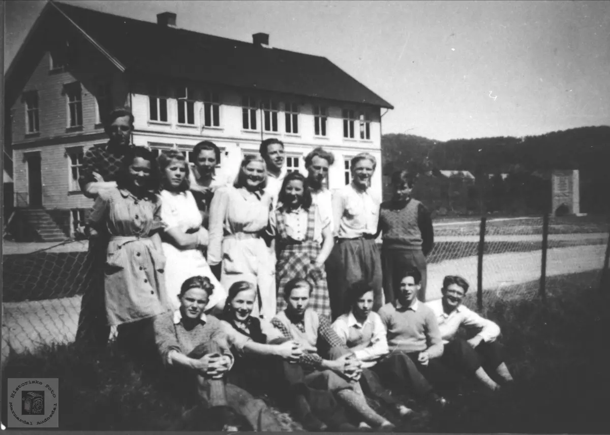 Øyslebø realskole 1946-47