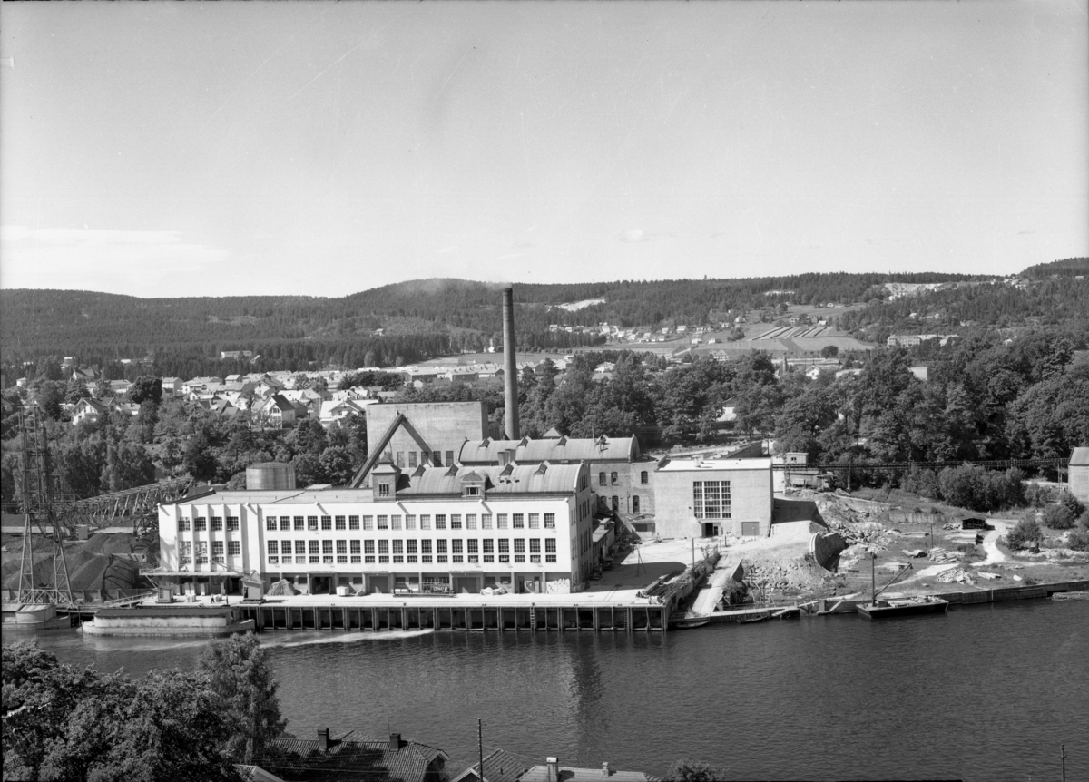 Bybilde av Skien, industrianlegg. Union Co. på Klosterøya.
