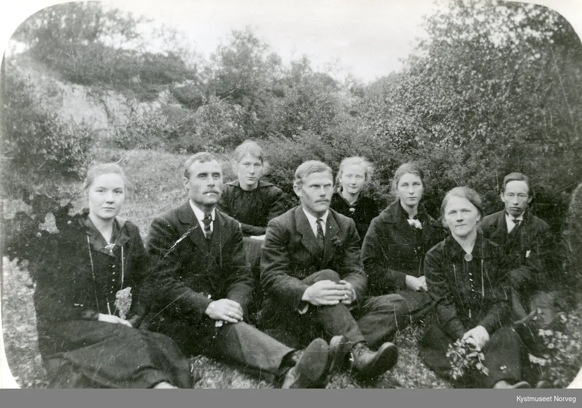 Fra venstre: Eline Blavik, Ole Blavik, Astrid Hagan Rønning, Olaf Blavik, Martha Gansmo, Marie Øren, Tordis Lauten Brækkan og Martin Larsen