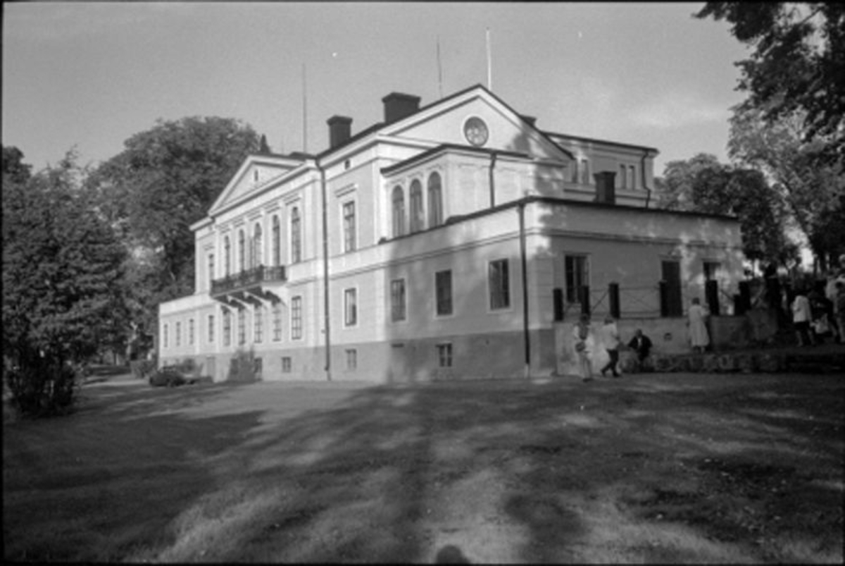 Hammarby herrgård   Ovansjö