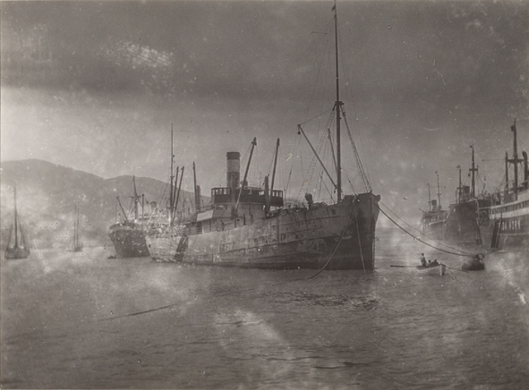 Lastångfartyget EDA av Stockholm i La Gueras hamn, Venezuela, år 1926.