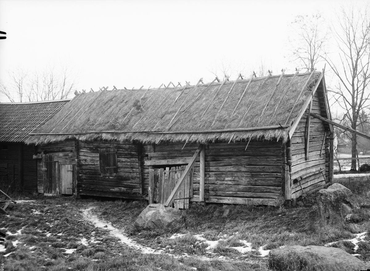 Ekonomibyggnad, Kvekgården, Fröslunda socken, Uppland 1933