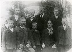 Foran fra venstre: Emil Dolmen, Hans Kasper Eilertsen Dolmen