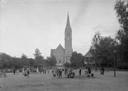 Lademoen kirke og Eli plass