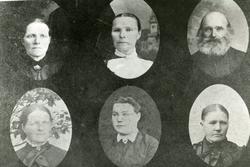 Søsken, øverst til høyre: Nils Isaksen, nederst til venstre 