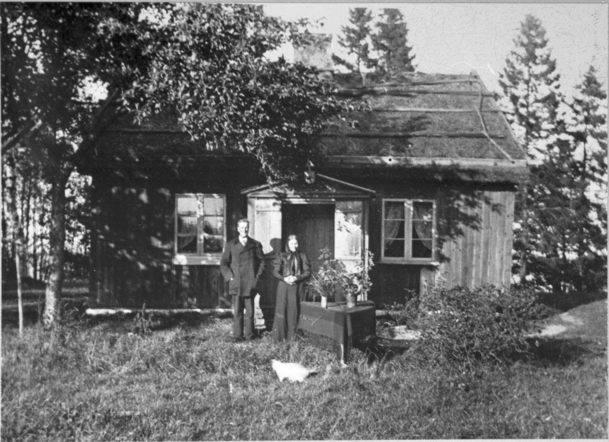 Magnus Johansson med hustrun Lisa Maja Furulund Järn - Vänersborgs ...