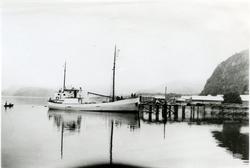 M/S "Askelad I" ved Moen Slip på Kolvereid