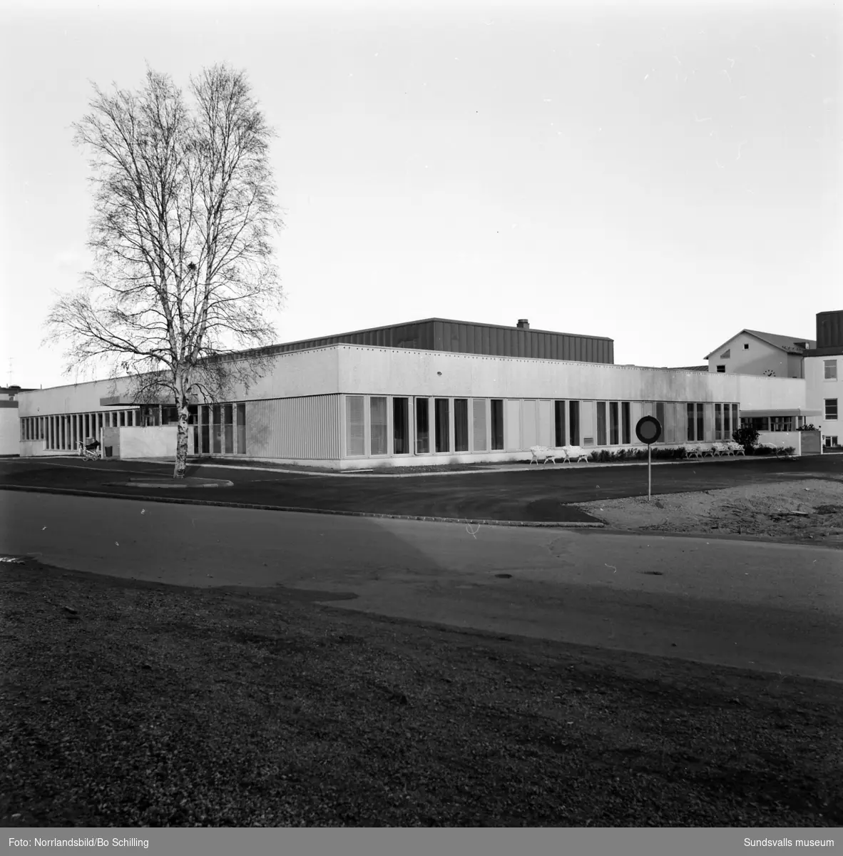 Opalen i Kvissleby. Kulturhus med biograf, bibliotek och fritidsgård.