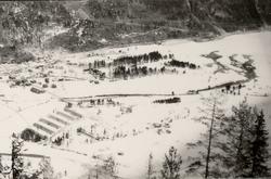 Vannkraftutbygging, utsikt over Dalen med Buøya og Tokkeåi.
