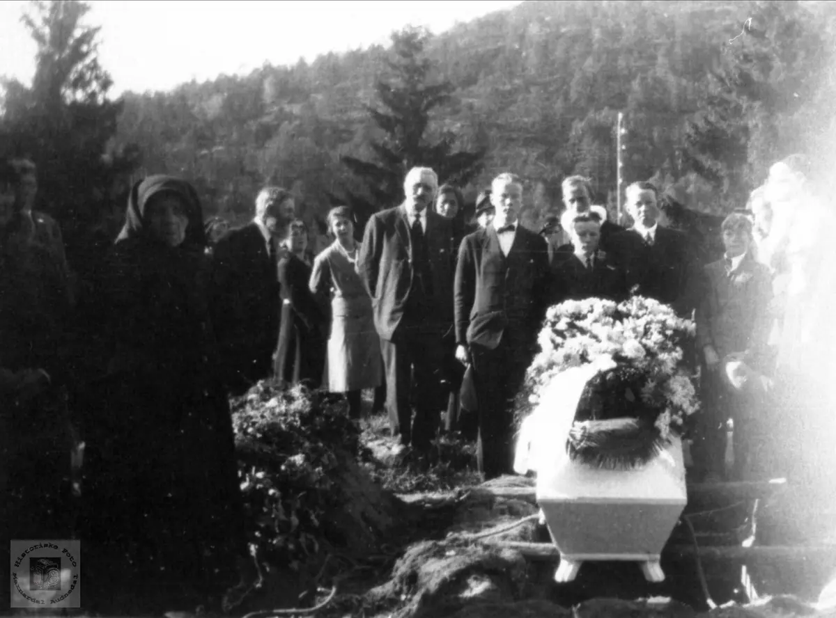 Torkel Johnson Hjemlestad`s begravelse