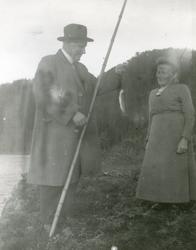 ? Sæther og Anna Sandvold på fisketur