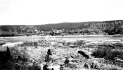 Skjefstadfossen i Glomma i Heradsbygda i Elverum våren 1909,