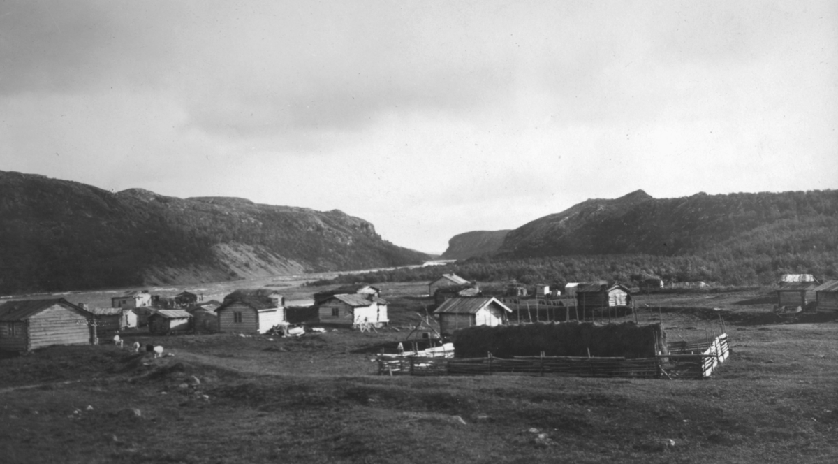 Skoltebyen i Boris Gleb august 1910.