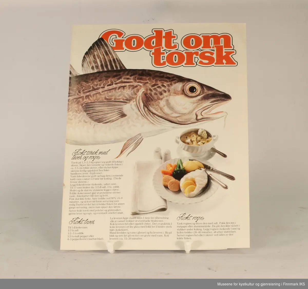 Forsidebilde viser illustrasjon av en torsk, mens under er bilde av en matrett servert på fat og i terine.