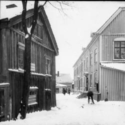 Fra senere Jernbanetorvet, Biørns og Barths hus, vinter. 189