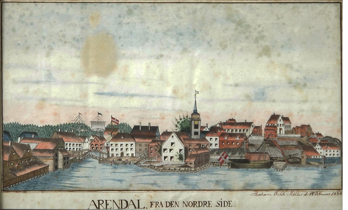 Prospekt av Tyholmen, sett fra Kittelsbukt. 2 skuter og liten båt ved bryggene, alle med norske flagg u. unionsmerke. Kirkens gråstenstårn m. spir slik det var 1824. Tekst, signatur og dato under billedt, som ovenfor anført. 