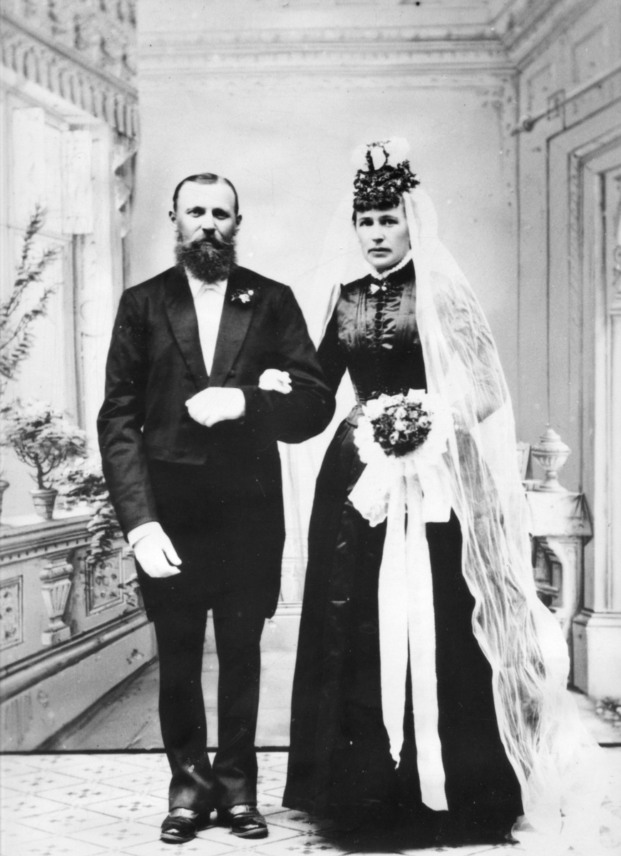 Bröllopsbild omkring 1889.
