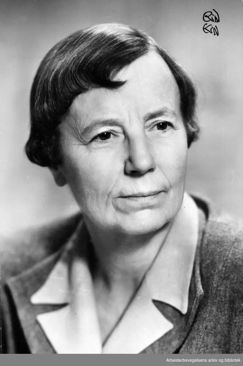 Elise Ottesen-Jensen (1886-1973), norsk-svensk seksualpedagog ...