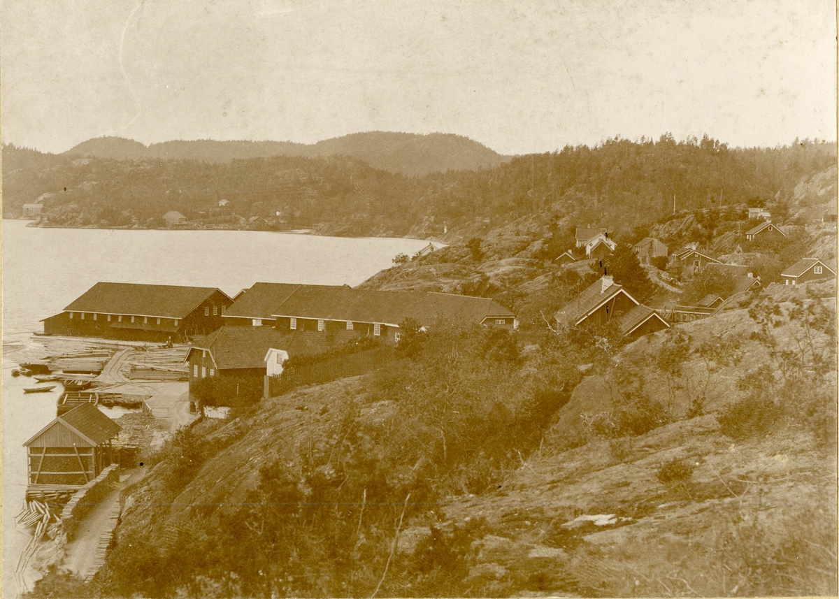 Helle Bruk, Kragerø - landskap med industribedrift