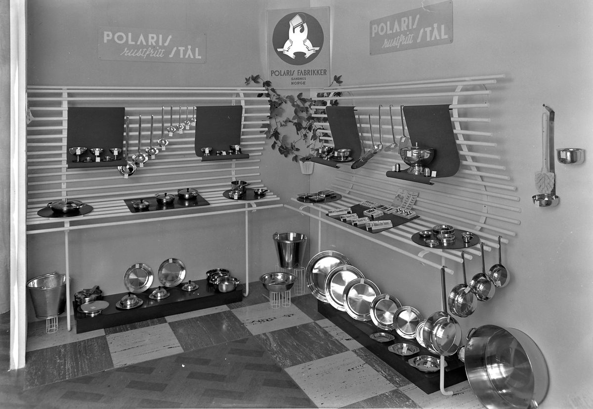 Husmormessen 1953, Stand for Polaris fabrikker