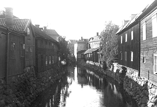 Åparti taget från Apotekarbron mot söder, Västerås.